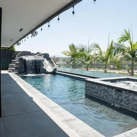 New Modern Luxury Estate - Pool, Slide, Grotto Villa